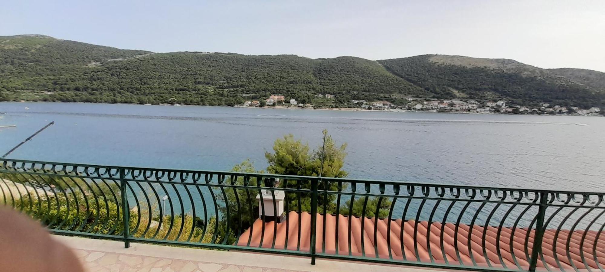 Direkt Na Moru - Bungalov Apartment Sibenik Luaran gambar